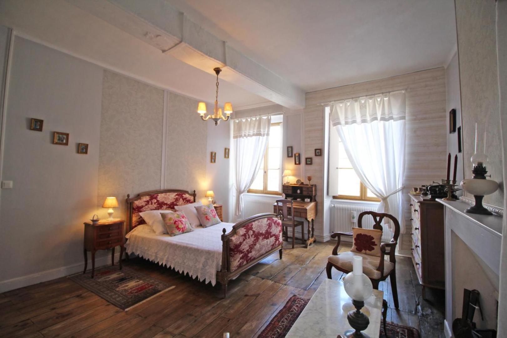 Bed and Breakfast Maison Gay Lussac Сен-Леонар-де-Нобла Экстерьер фото